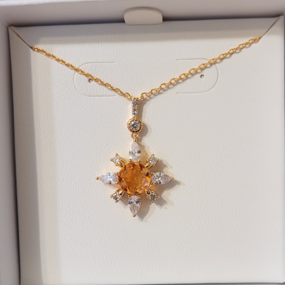 NIB Peach Ombre Crystal Necklace RBP 3025